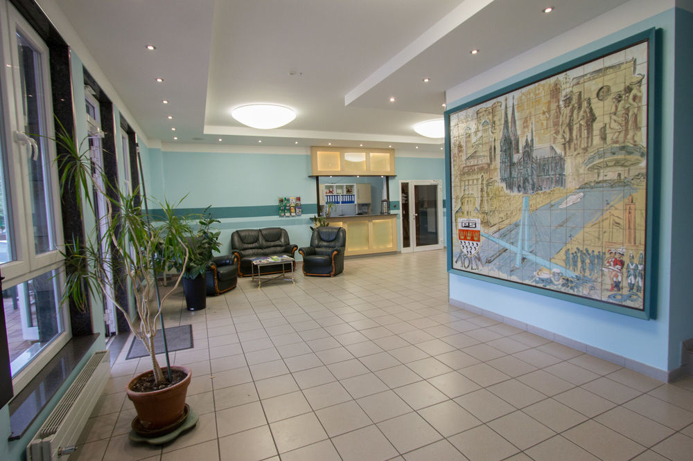 Hotel Am Freischuetz Хюрт Экстерьер фото